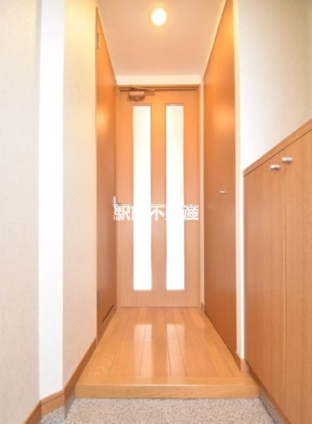 玄関　※同マンション別部屋