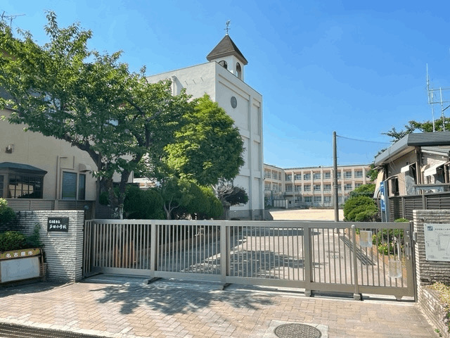 小学校　名古屋市立戸田小学校（小学校）まで819m