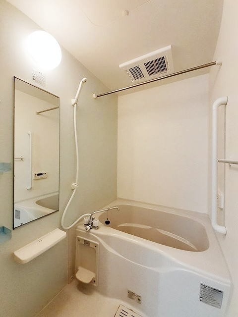 バス・シャワールーム　快適にお使いいただけます。