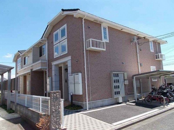 建物外観　コンビニも近くて便利な場所です。