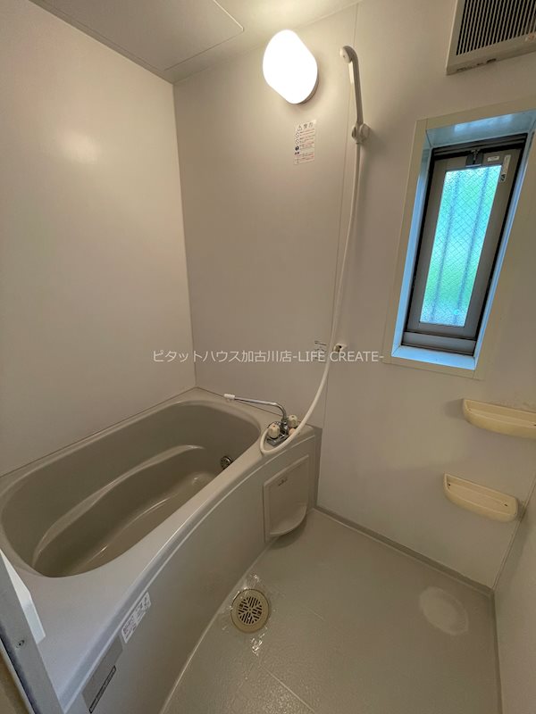 バス・シャワールーム　写真は201号室