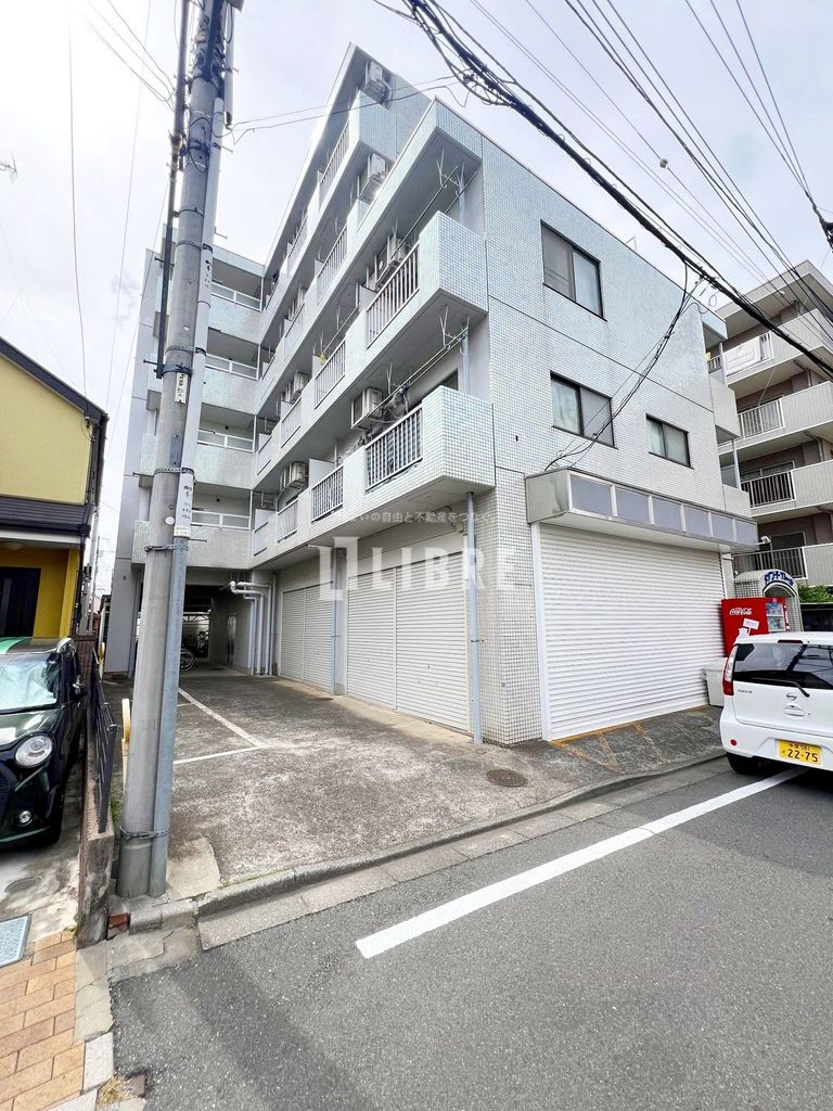 エントランス　バルコニー