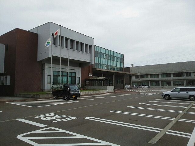 役所　かほく市役所（役所）まで1900m