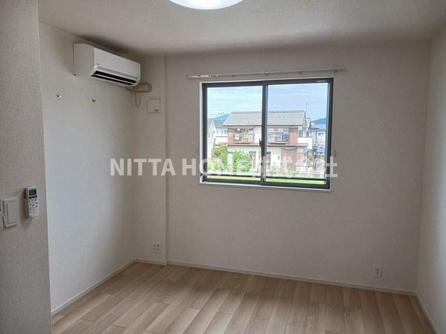 その他部屋・スペース　エアコン付きで寝室にも快適です◆