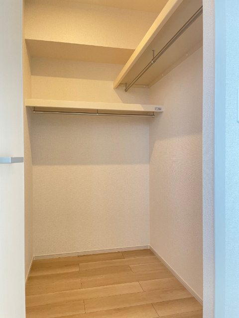 収納　同型写真