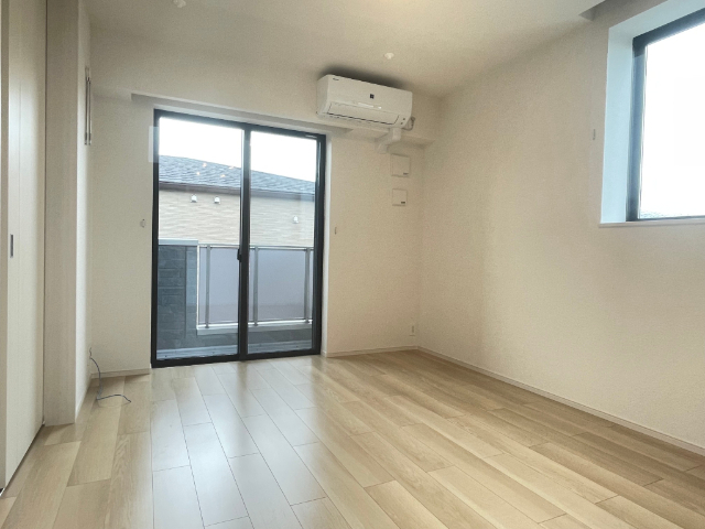 居室・リビング　同型写真