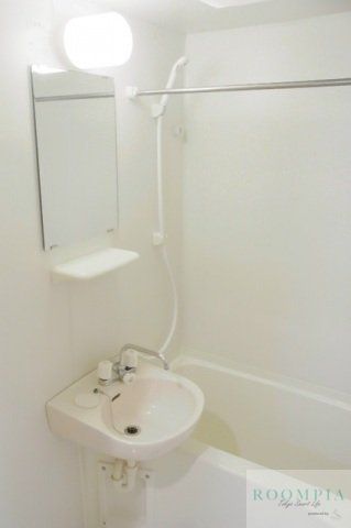 バス・シャワールーム　バス