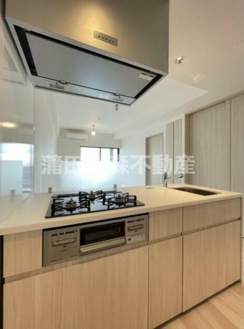 キッチン　3口ガスグリル付カウンターキッチン