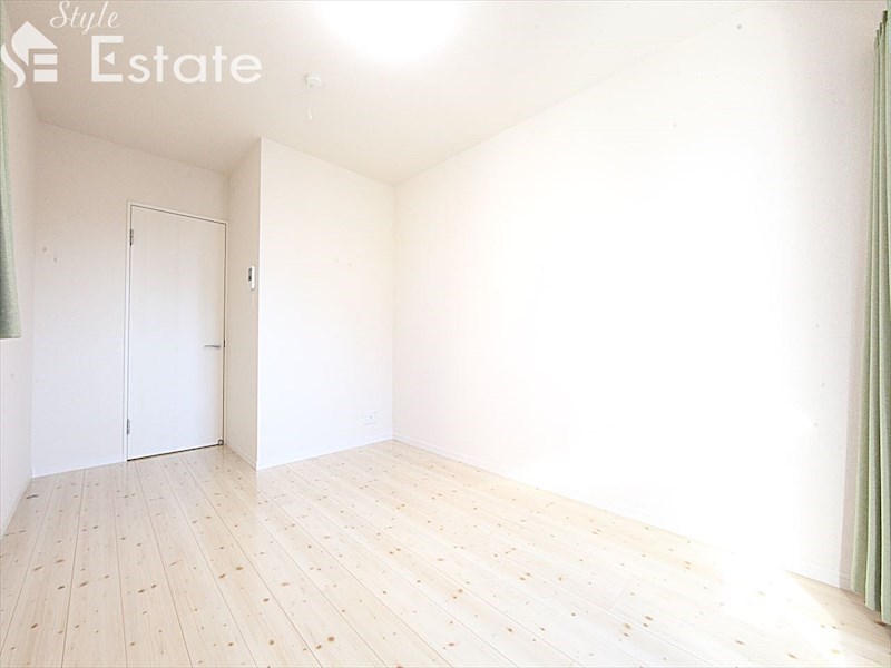 居室・リビング　内装