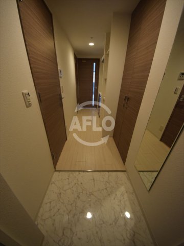 玄関　ジアコスモ難波南　玄関