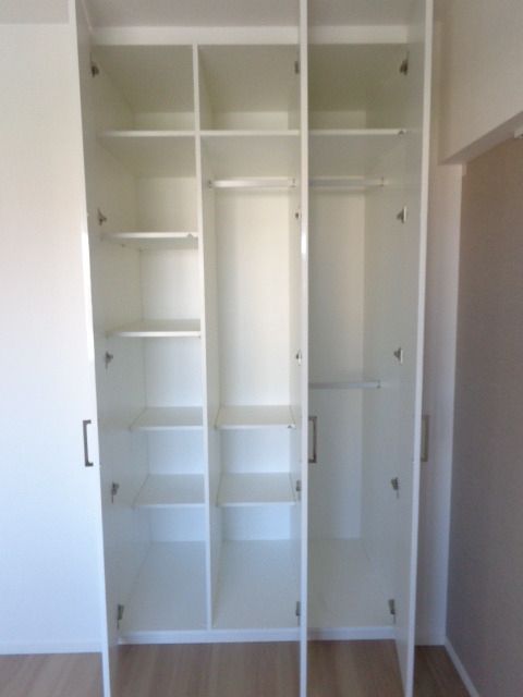 その他設備　収納クローゼット（参考）