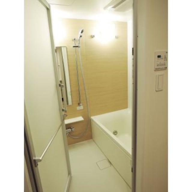 バス・シャワールーム　※写真は同タイプ住戸です。