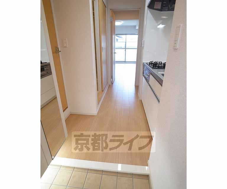 玄関　玄関からです～！