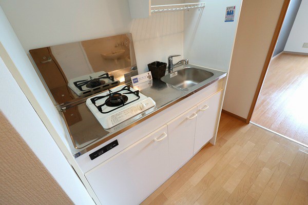 キッチン　1口ガスコンロ付のシステムキッチンです。