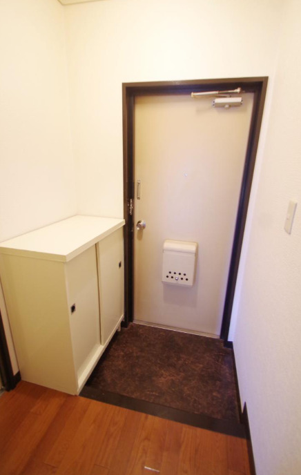 玄関　別号室参照画像
