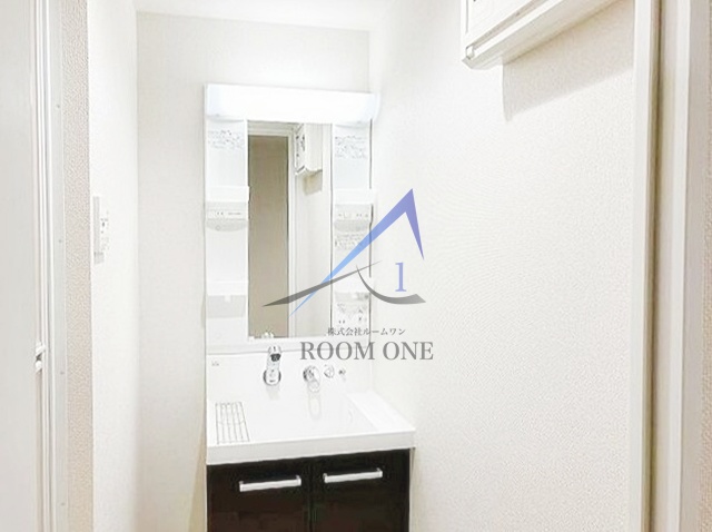 洗面設備　洗面台です。