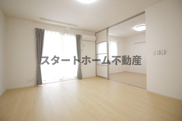 居室・リビング　ゆったりとした居間です