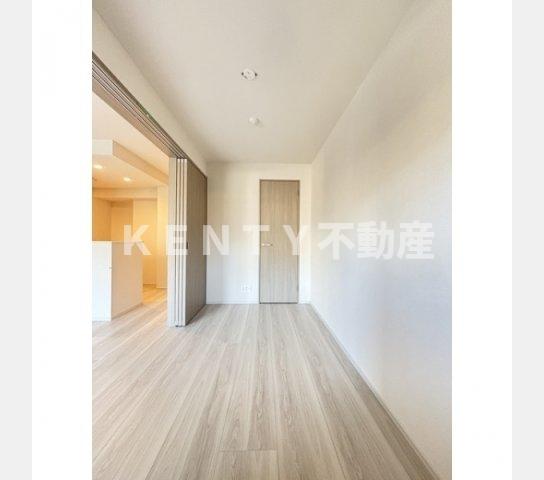 その他部屋・スペース　落ち着いて過ごせるお部屋なので、寝室にいかがでしょうか