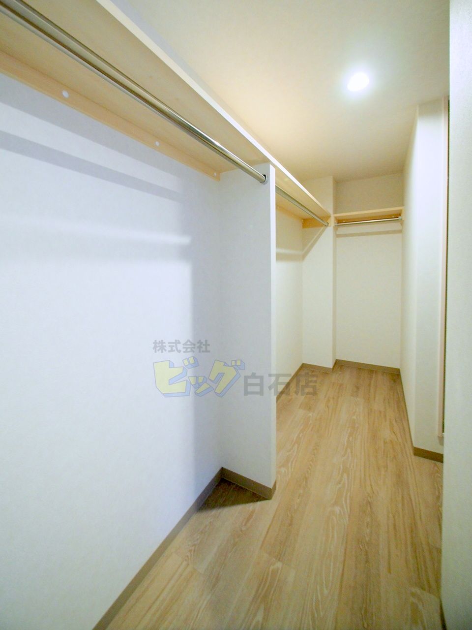 収納　広々ウォークインクローゼット完備しています♪