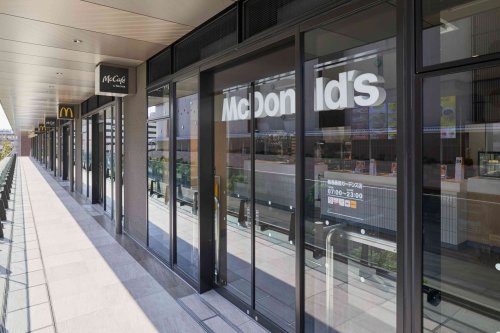 飲食店　マクドナルド 阪急西宮ガーデンズ店（飲食店）まで1089m