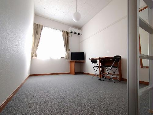 居室・リビング　1階はフローリング仕様です。