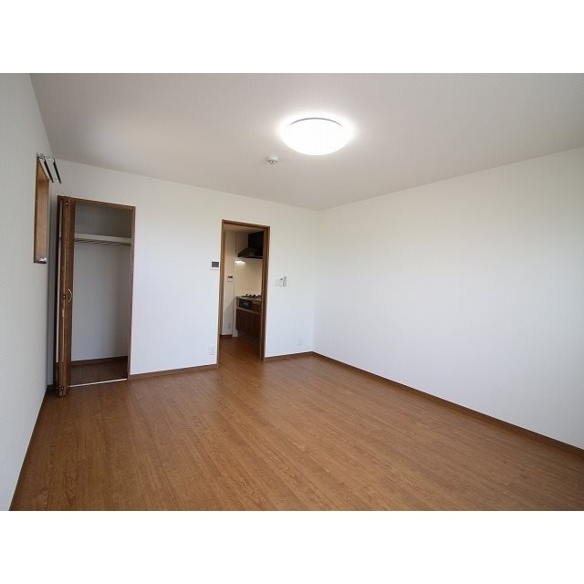 居室・リビング　洋室9.9帖です。