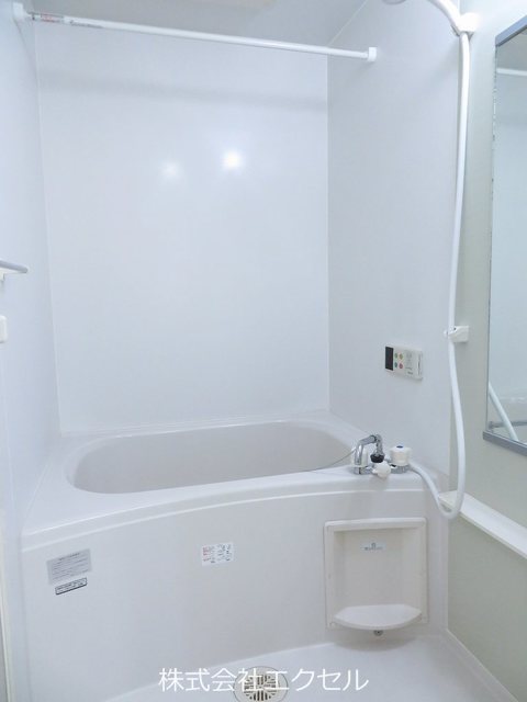 バス・シャワールーム　追い焚き機能付きのお風呂です。