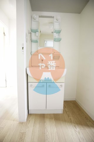 洗面設備　独立洗面台　※参考写真です