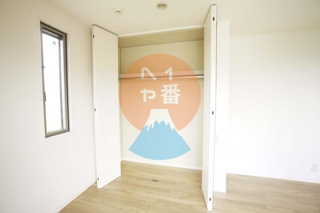 収納　クローゼット　※参考写真です