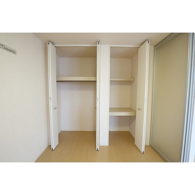 収納　クローゼット