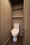 トイレ　温水洗浄便座付きです。