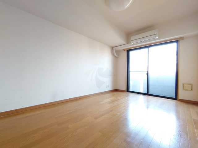 居室・リビング　別部屋参考写真