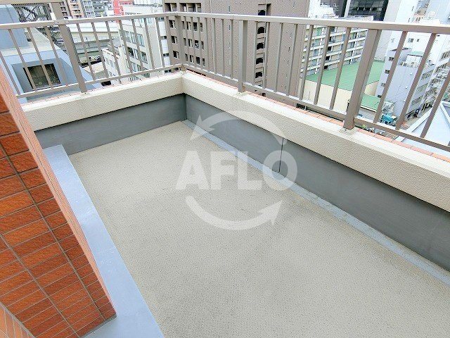 バルコニー　プレサンス東本町　バルコニー