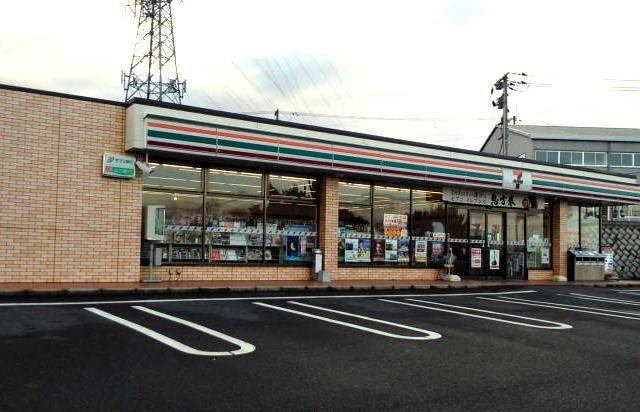 コンビニ　セブンイレブン宇部小串台店（コンビニ）まで279m