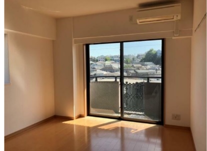 居室・リビング　同物件別部屋参考写真