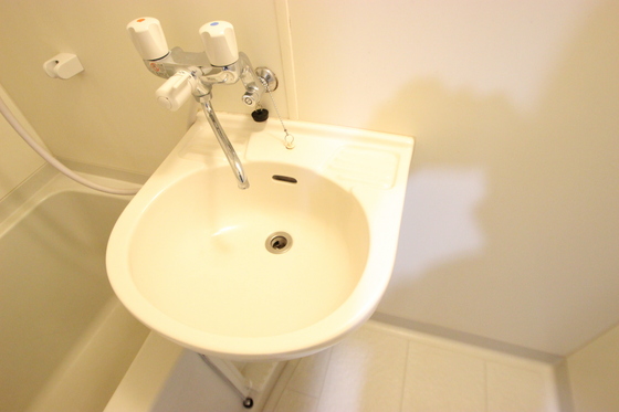 洗面設備　※別部屋の写真です