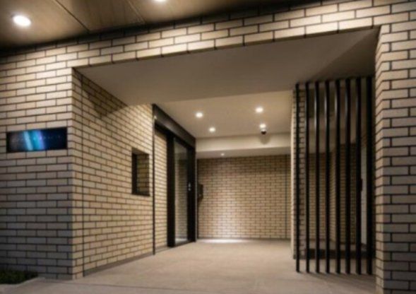 エントランス　清潔なエントランスです