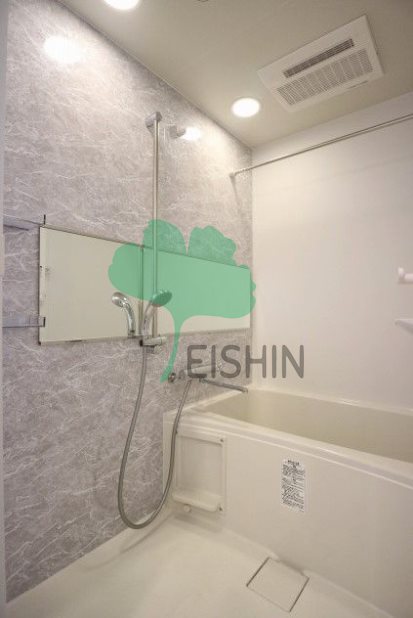 バス・シャワールーム　清潔感のある浴室です！