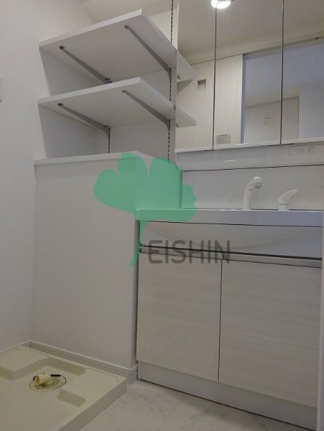 洗面設備　シンプルで使いやすい洗面台です！