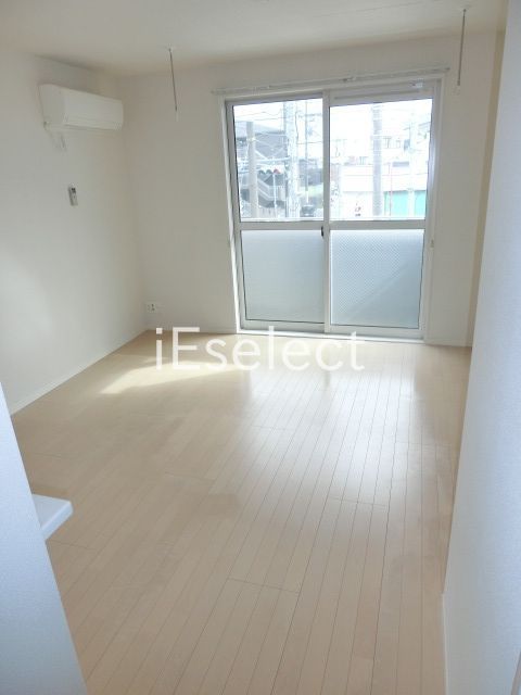 居室・リビング　12.6帖のリビングです。