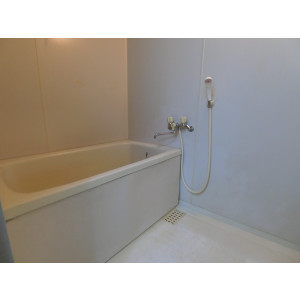 バス・シャワールーム　お風呂で日々の疲れを落としましょう