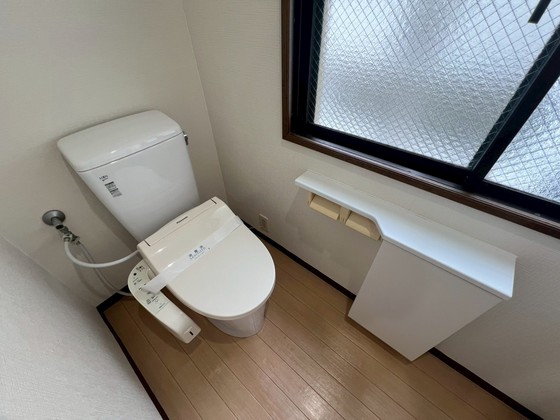 トイレ　※別部屋の写真です