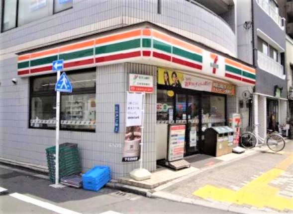 コンビニ　セブンイレブン台東入谷1丁目店（コンビニ）まで305m