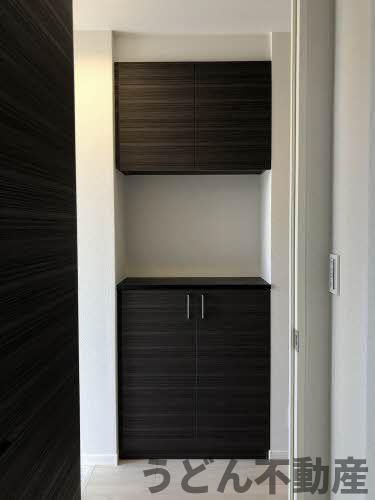 玄関　うどん県のお部屋探しはうどん不動産へ うどんちゃんとLINE