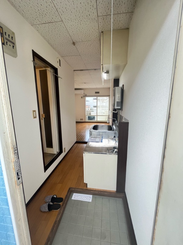 玄関　※他部屋参考写真