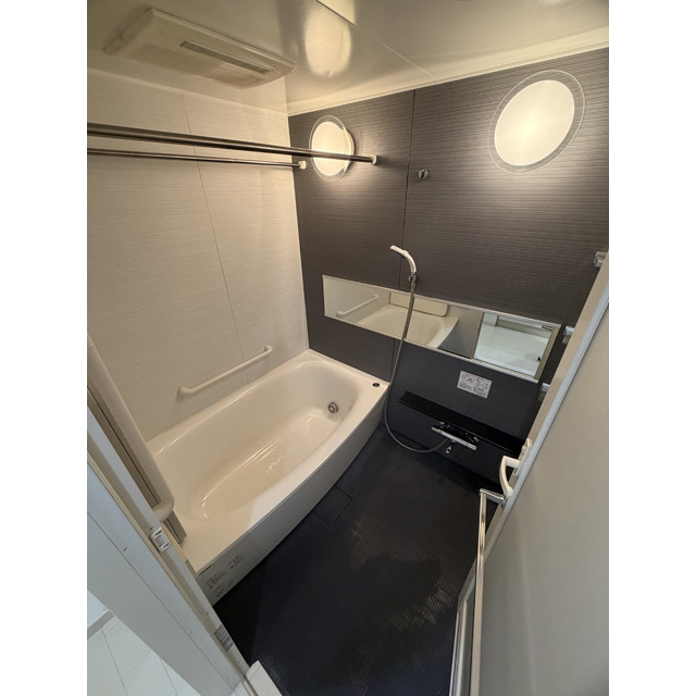 バス・シャワールーム　バス