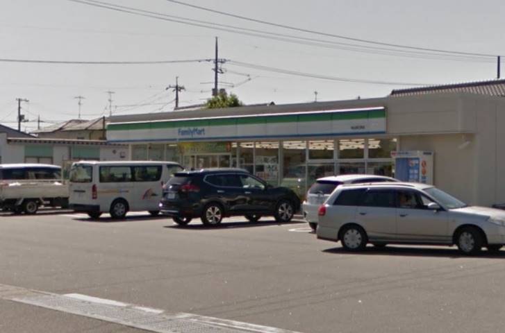 コンビニ　ファミリーマート岡山辰巳西店（コンビニ）まで353m