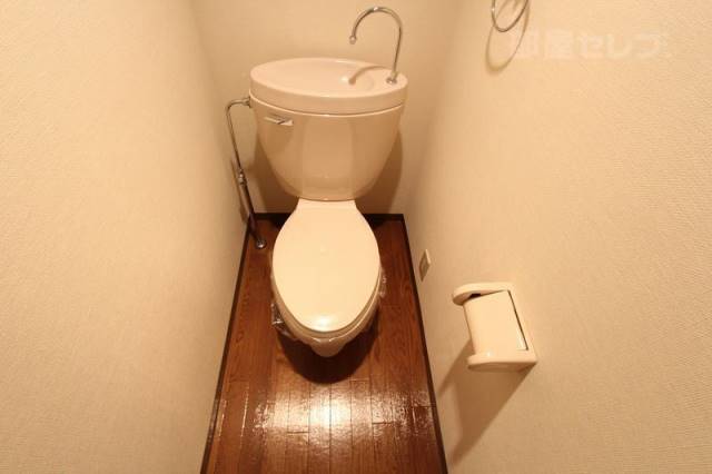 トイレ　※３０３号室内装写真参照