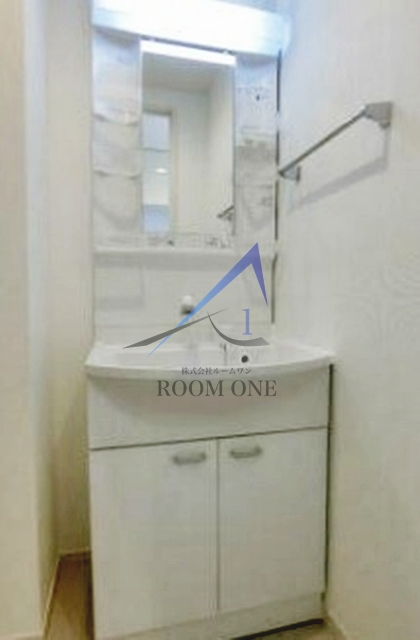 洗面設備　独立洗面台です。