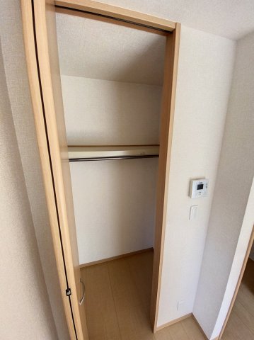 収納　クローゼット